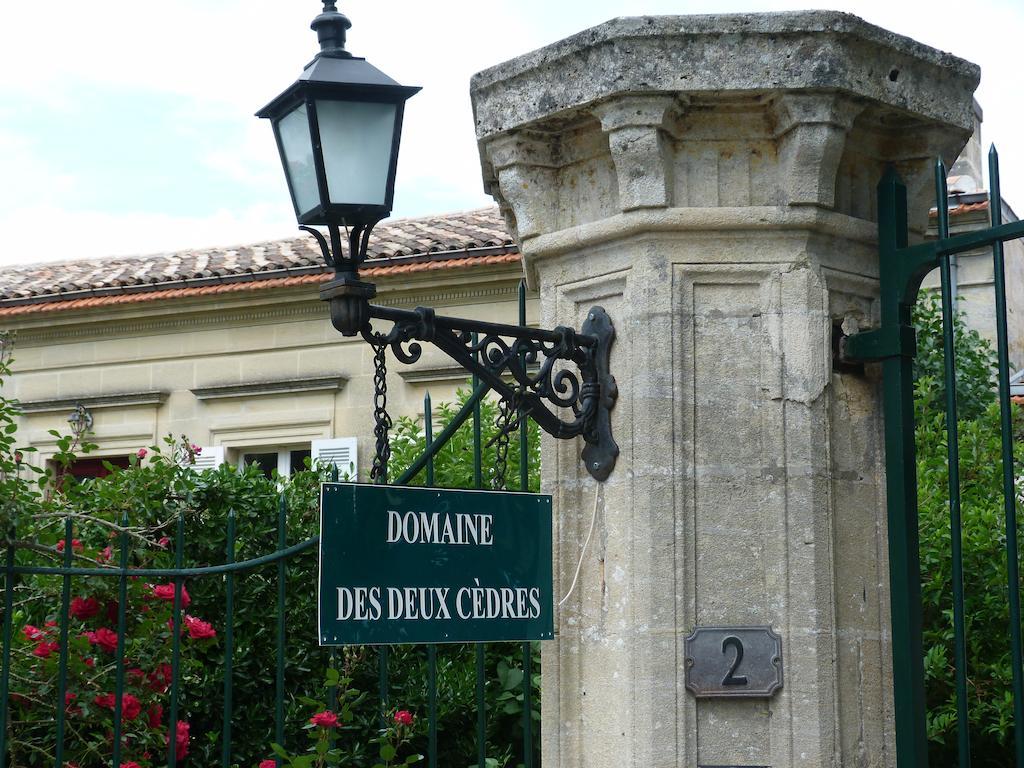 Domaine Des Deux Cedres Bed & Breakfast Gauriac ภายนอก รูปภาพ